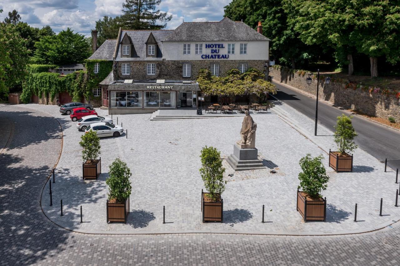 Logis Hotel Du Chateau Комбур Экстерьер фото